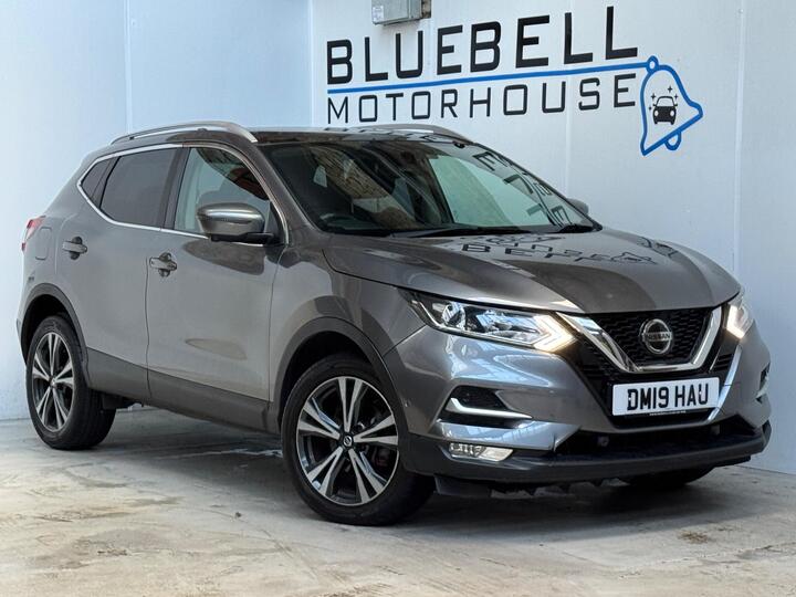 Nissan Qashqai 1.3 DIG-T N-Connecta Euro 6 (s/s) 5dr