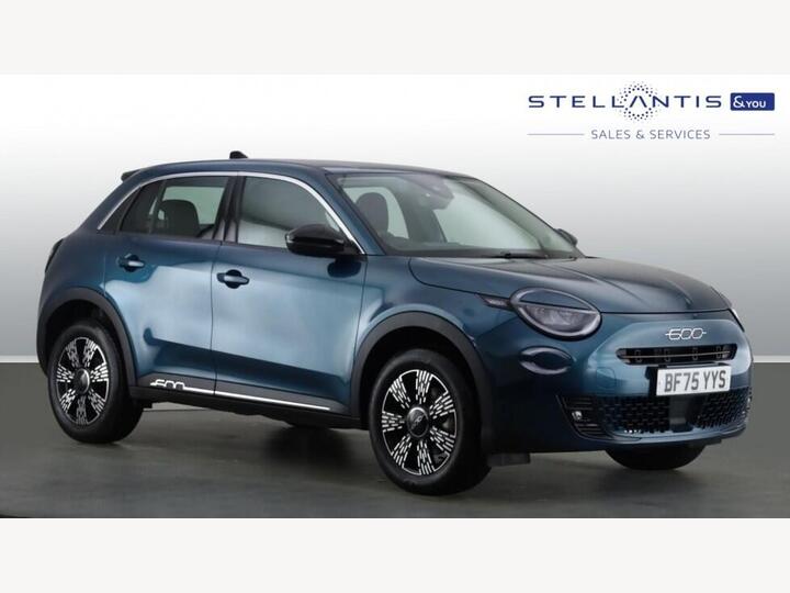 Fiat 600 1.2 MHEV E-DCT Euro 6 (s/s) 5dr