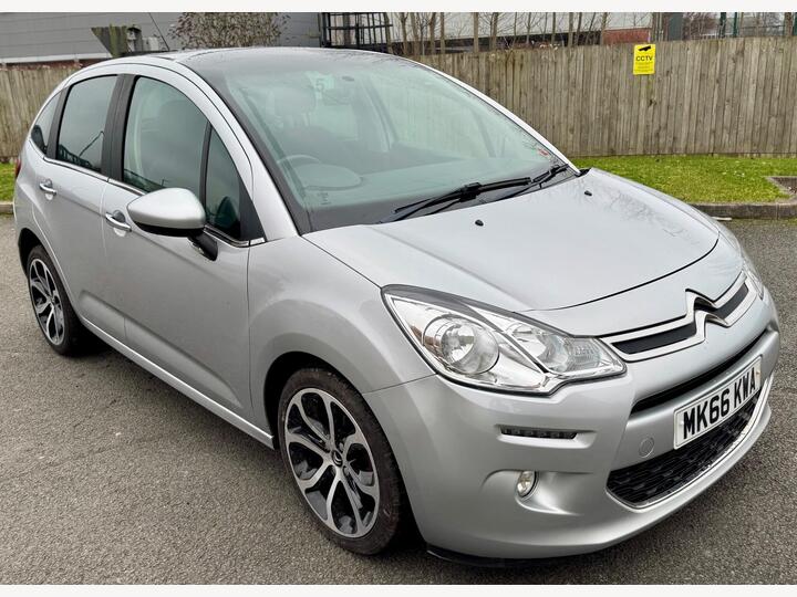 Citroen C3 1.2 PureTech Platinum Euro 6 5dr Citroen C3 1.2 PureTech Platinum Euro 6 5dr