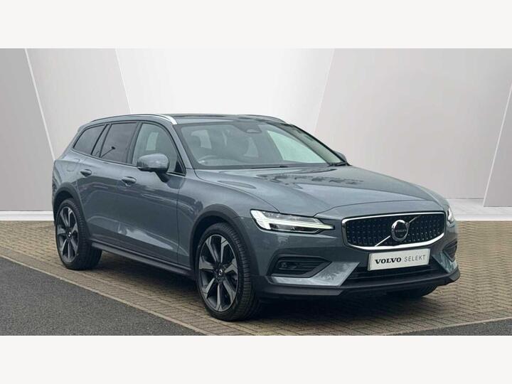 Volvo V60 Cross Country 2.0 B5 MHEV Ultimate Auto AWD Euro 6 (s/s) 5dr