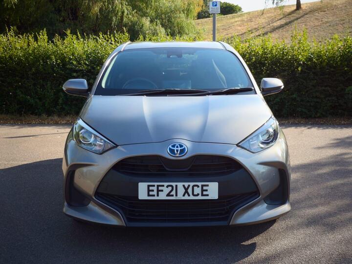 Toyota Yaris 1.5 VVT-h Design E-CVT Euro 6 (s/s) 5dr