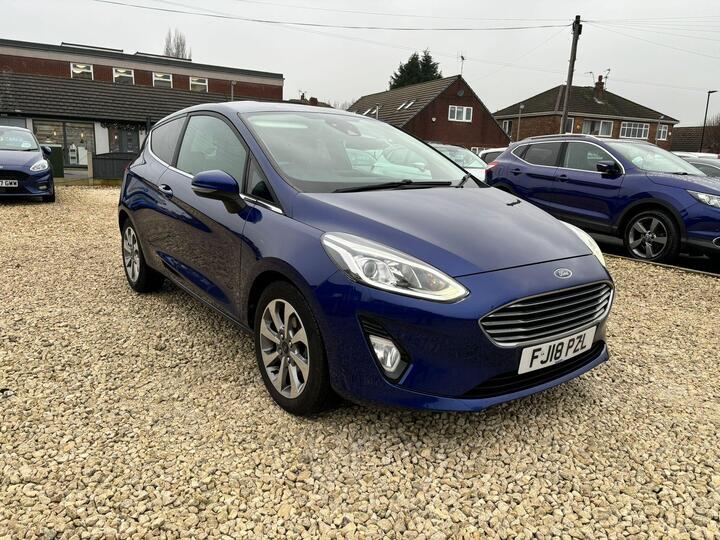 Ford Fiesta 1.0T EcoBoost Titanium Euro 6 (s/s) 3dr
