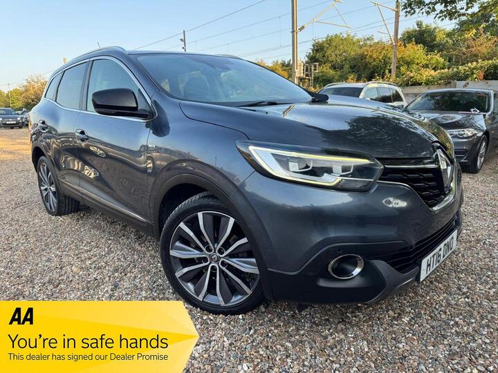 Renault Kadjar 1.5 DCi Signature Nav Euro 6 (s/s) 5dr Renault Kadjar 1.5 DCi Signature Nav Euro 6 (s/s) 5dr