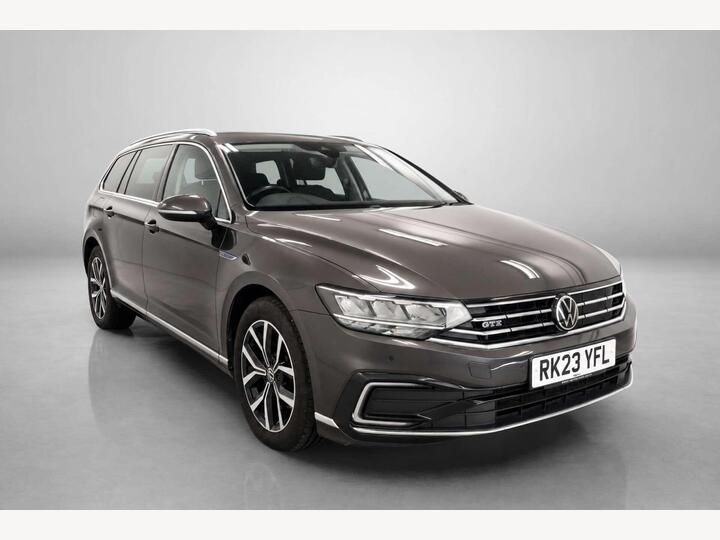Volkswagen PASSAT 1.4 TSI 13kWh GTE DSG Euro 6 (s/s) 5dr