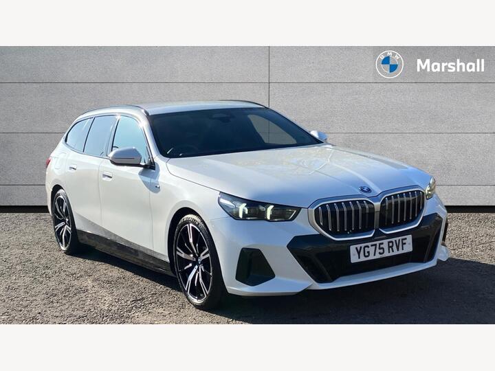 BMW 5 Series 2.0 530e 22.1kWh M Sport Touring Steptronic Euro 6 (s/s) 5dr