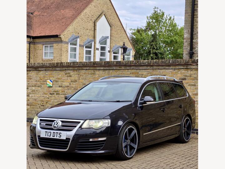 Volkswagen Passat 3.6 FSI V6 R36 DSG 4Motion Euro 4 5dr Volkswagen Passat 3.6 FSI V6 R36 DSG 4Motion Euro 4 5dr