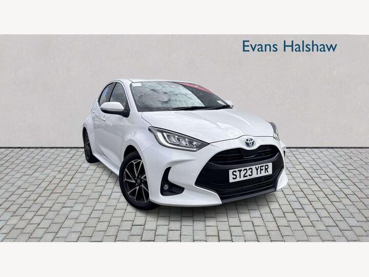 Toyota YARIS HATCHBACK 1.5 VVT-h Design E-CVT Euro 6 (s/s) 5dr