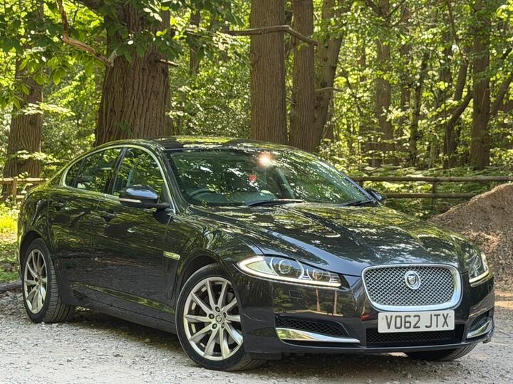 Jaguar XF 2.2d Luxury Auto Euro 5 (s/s) 4dr