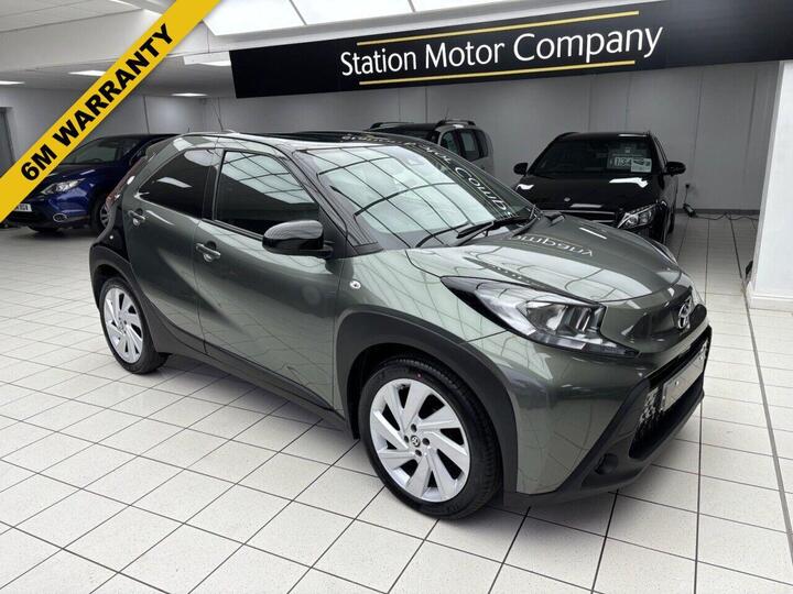 Toyota AYGO X 1.0 VVT-i Edge X-shift Euro 6 (s/s) 5dr Toyota AYGO X 1.0 VVT-i Edge X-shift Euro 6 (s/s) 5dr