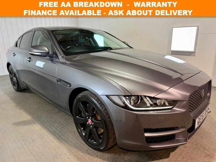 Jaguar XE 2.0d Portfolio Auto AWD Euro 6 (s/s) 4dr