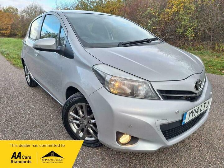 Toyota Yaris 1.33 Dual VVT-i Icon Plus Euro 5 5dr