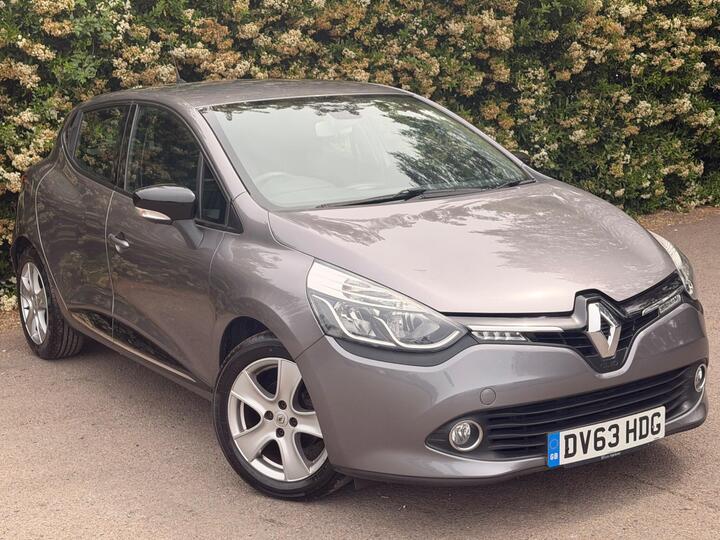 Renault Clio 1.2 16V Dynamique MediaNav Euro 5 5dr Renault Clio 1.2 16V Dynamique MediaNav Euro 5 5dr