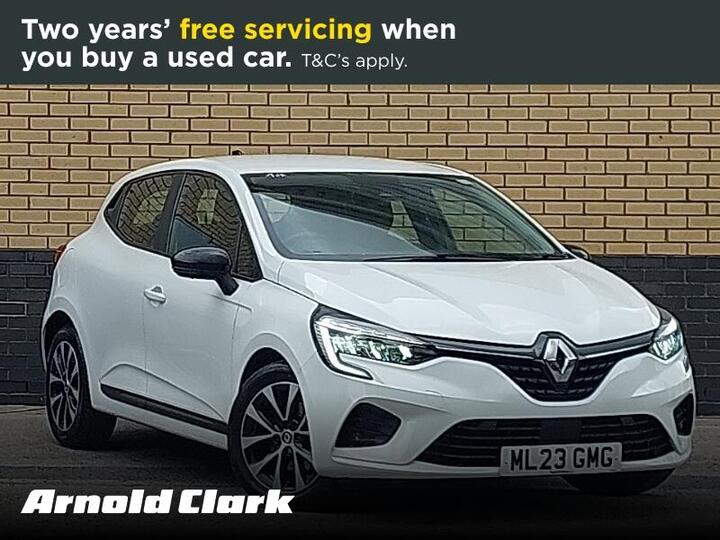 Renault Clio 1.6 E-TECH Evolution Auto Euro 6 (s/s) 5dr Renault Clio 1.6 E-TECH Evolution Auto Euro 6 (s/s) 5dr