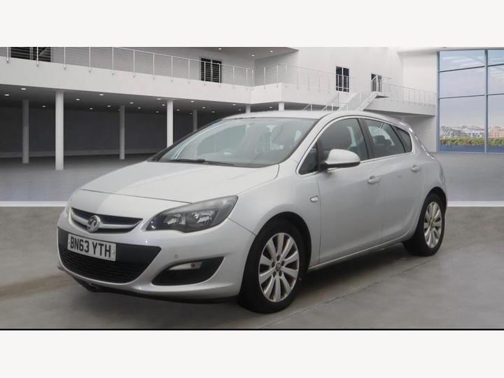 Vauxhall Astra 1.7 CDTi EcoFLEX Tech Line Euro 5 (s/s) 5dr