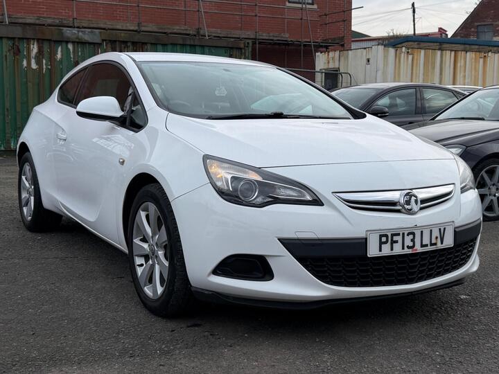 Vauxhall Astra GTC 1.4T Sport Euro 5 (s/s) 3dr Vauxhall Astra GTC 1.4T Sport Euro 5 (s/s) 3dr