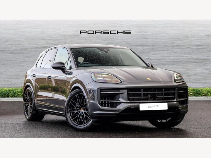 Porsche CAYENNE 3.0 V6 E-Hybrid 25.9kWh Black Edition TiptronicS 4WD Euro 6 (s/s) 5dr