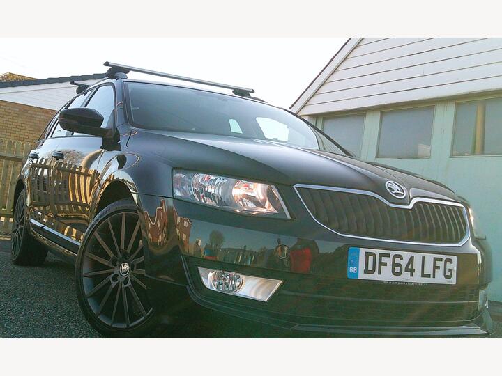 Skoda Octavia 1.6 TDI Black Edition Euro 5 (s/s) 5dr