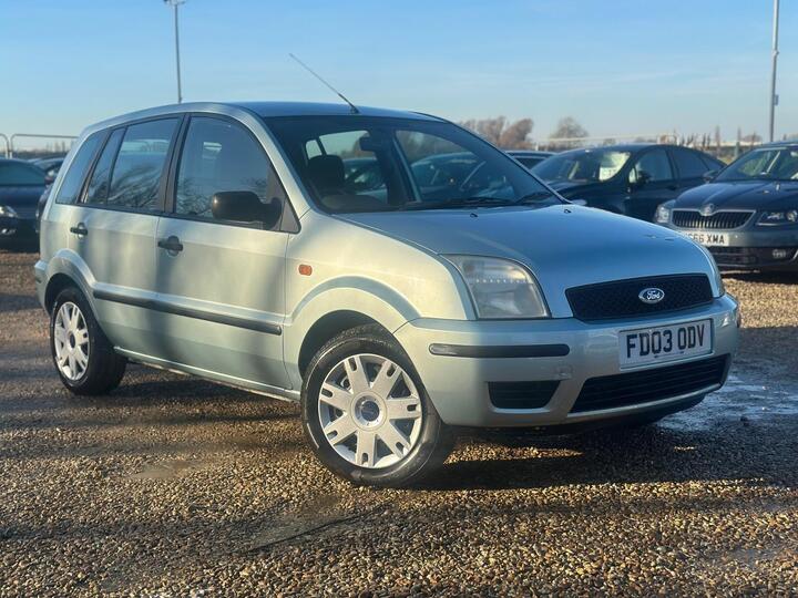 Ford Fusion 1.6 2 5dr