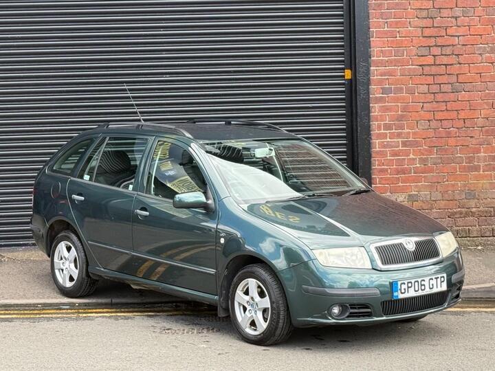 Skoda Fabia 1.4 16V Elegance 5dr