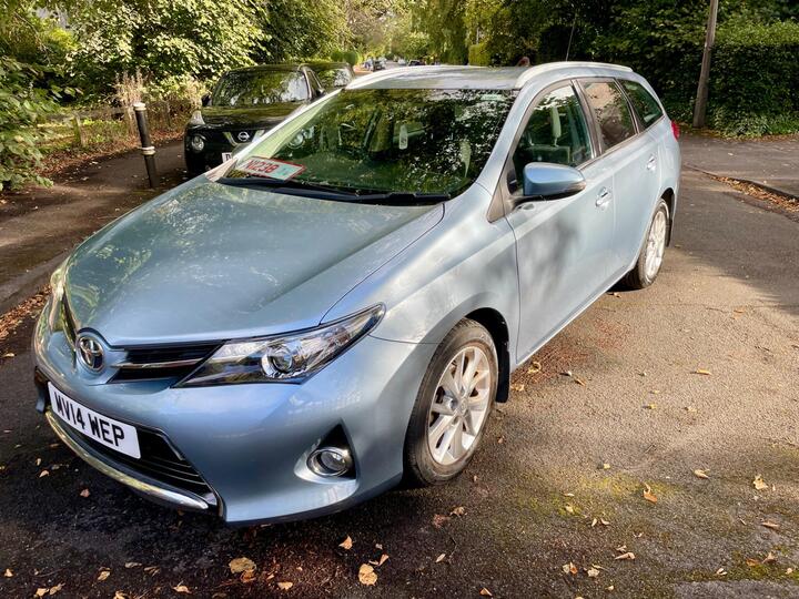 Toyota Auris 1.6 V-Matic Icon Touring Sports Multidrive S Euro 5 5dr