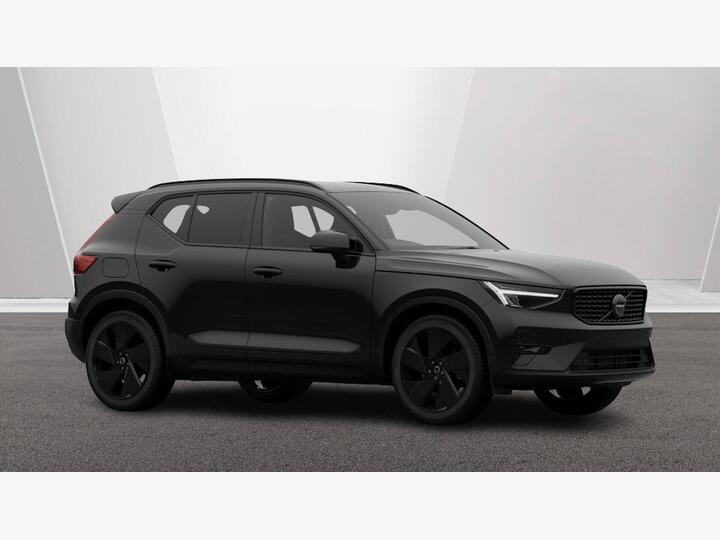 Volvo XC40 2.0 B4 MHEV Plus Black Edition DCT Auto Euro 6 (s/s) 5dr