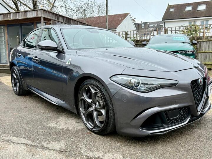 Alfa Romeo GIULIA 2.9 V6 Bi-Turbo Quadrifoglio Auto Euro 6 (s/s) 4dr
