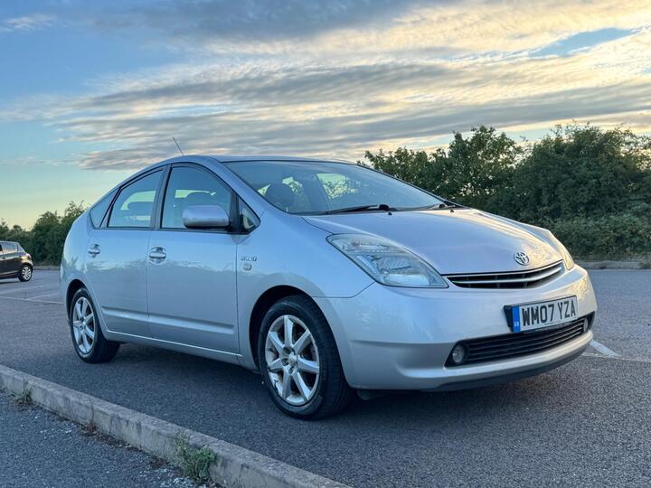 Toyota Prius 1.5 T Spirit CVT 5dr
