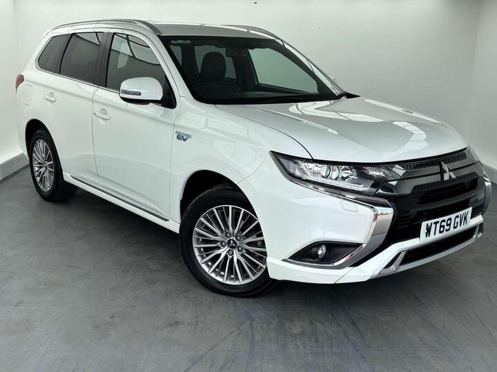 Mitsubishi OUTLANDER 2.4h TwinMotor 13.8kWh Dynamic CVT 4WD Euro 6 (s/s) 5dr