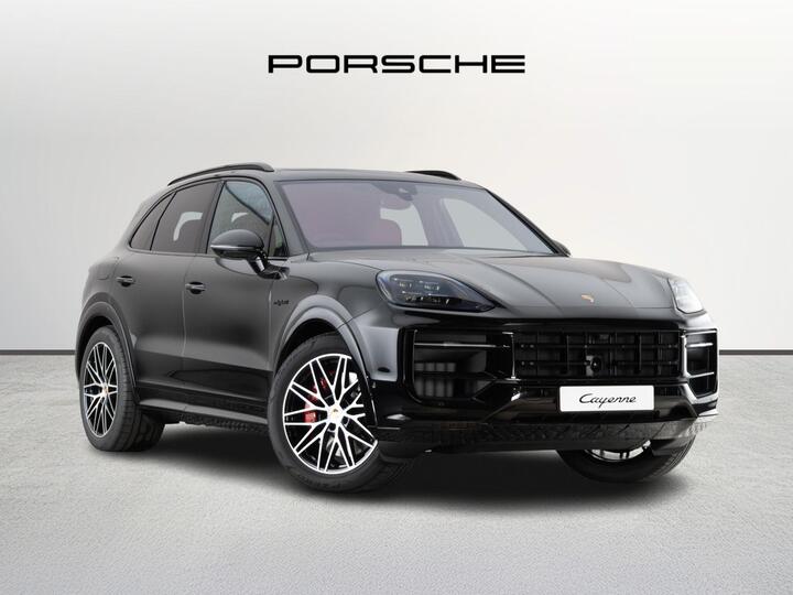 Porsche Cayenne 3.0 V6 E-Hybrid 25.9kWh S Black Edition TiptronicS 4WD Euro 6 (s/s) 5dr