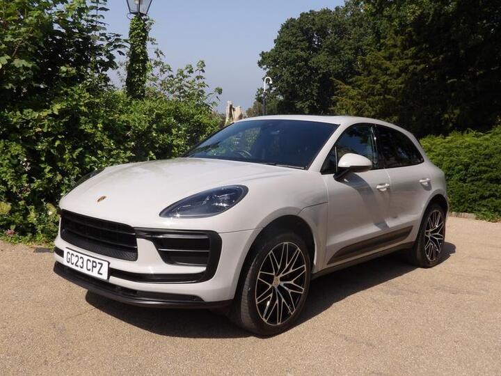 Porsche Macan 2.0T PDK 4WD Euro 6 (s/s) 5dr