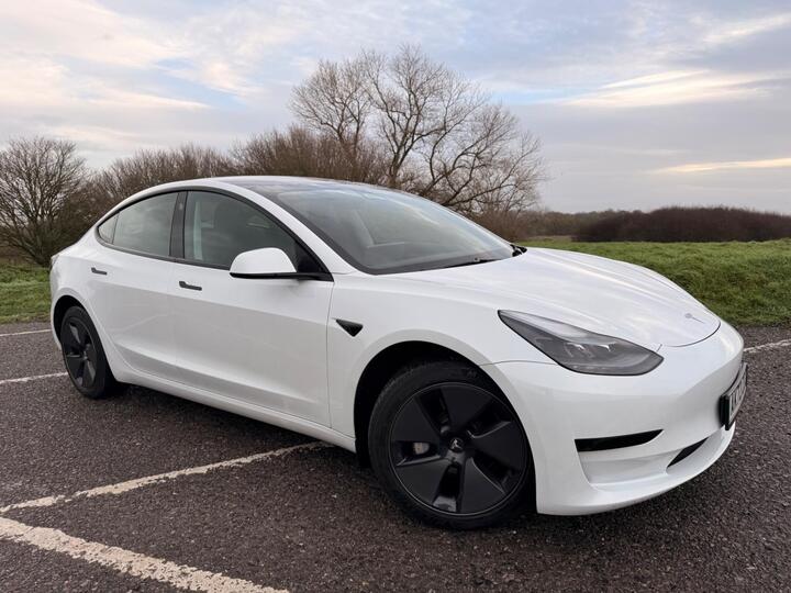 Tesla Model 3 Auto RWD 4dr
