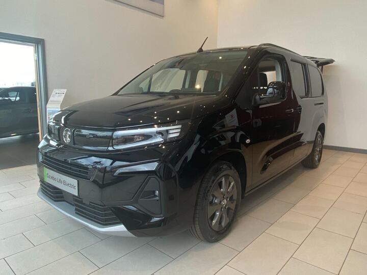 Vauxhall Combo Life Electric 52kWh Ultimate XL MPV Auto 5dr (7.4kW Charger)