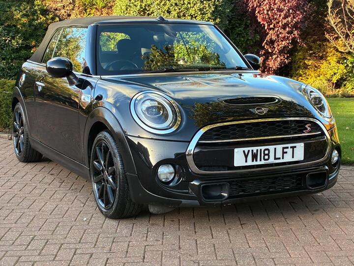 MINI Convertible 2.0 Cooper S Euro 6 (s/s) 2dr MINI Convertible 2.0 Cooper S Euro 6 (s/s) 2dr