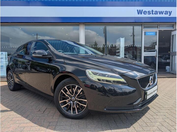 Volvo V40 2.0 T2 Momentum Euro 6 (s/s) 5dr