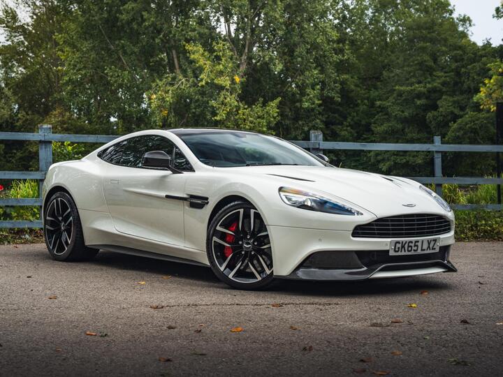 Aston Martin Vanquish 6.0 V12 Carbon Edition White T-TronIII Euro 6 2dr Aston Martin Vanquish 6.0 V12 Carbon Edition White T-TronIII Euro 6 2dr