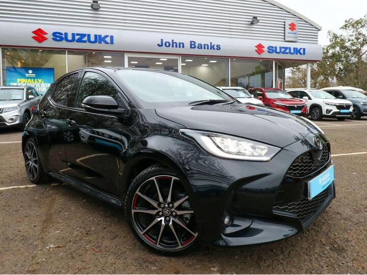 Toyota Yaris 1.5 VVT-h GR SPORT E-CVT Euro 6 (s/s) 5dr Toyota Yaris 1.5 VVT-h GR SPORT E-CVT Euro 6 (s/s) 5dr