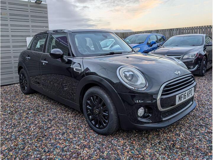 MINI Hatch 1.5 Cooper D Euro 6 (s/s) 5dr