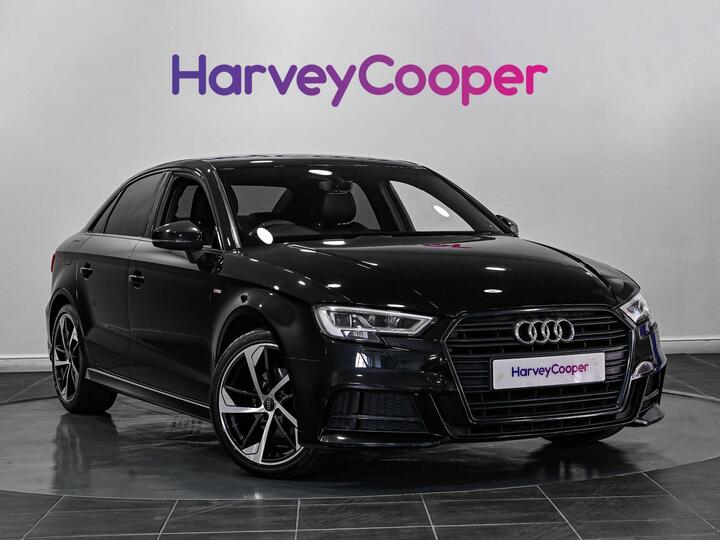 Audi A3 1.5 TFSI CoD 35 Black Edition S Tronic Euro 6 (s/s) 4dr
