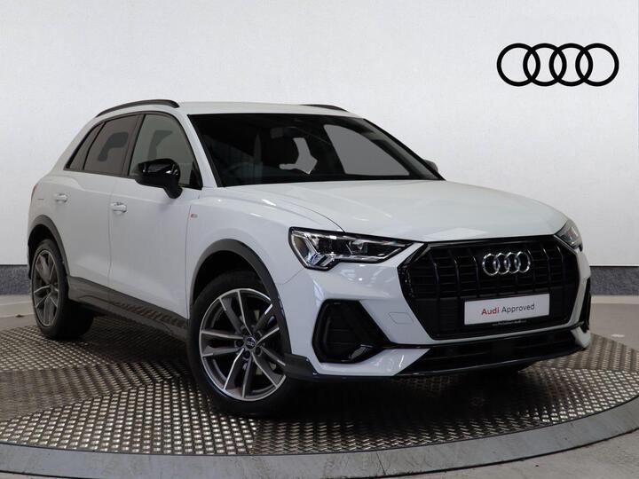 Audi Q3 1.5 TFSI CoD 35 Black Edition S Tronic Euro 6 (s/s) 5dr