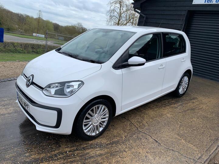 Volkswagen Up! 1.0 Move Up! Euro 6 5dr Volkswagen Up! 1.0 Move Up! Euro 6 5dr