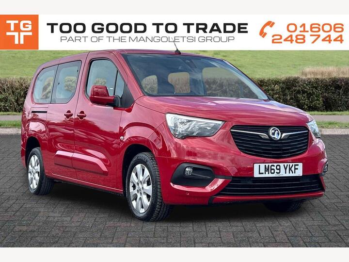 Vauxhall Combo Life 1.5 Turbo D BlueInjection Energy XL MPV Euro 6 (s/s) 5dr (7 Seat) Vauxhall Combo Life 1.5 Turbo D BlueInjection Energy XL MPV Euro 6 (s/s) 5dr (7 Seat)