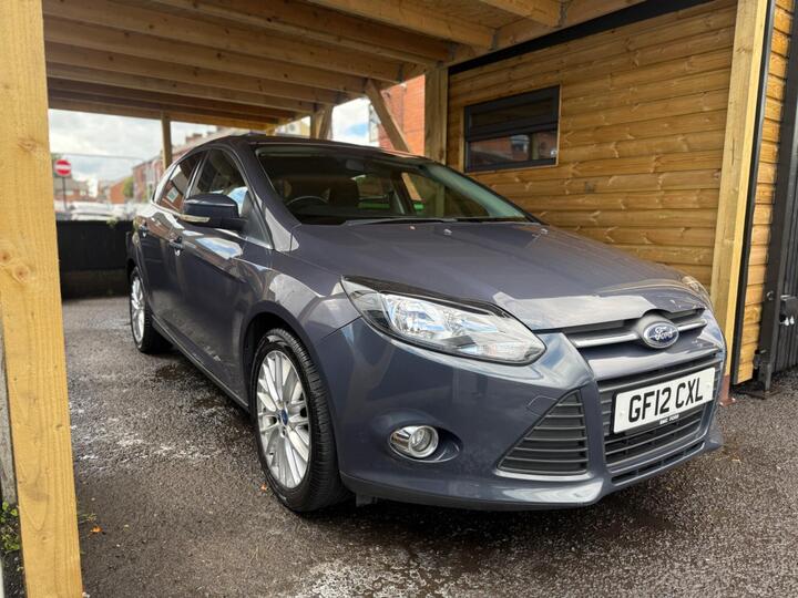 Ford Focus 1.6 Zetec Euro 5 5dr
