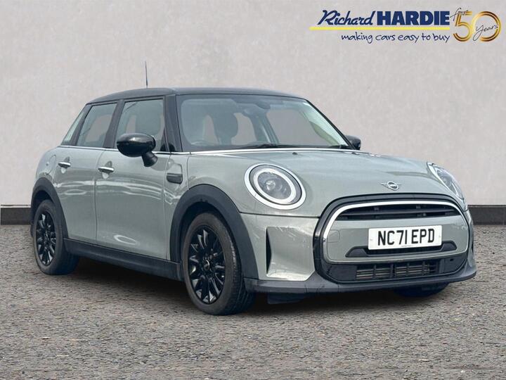 MINI Cooper 1.5 Cooper Classic Euro 6 (s/s) 5dr