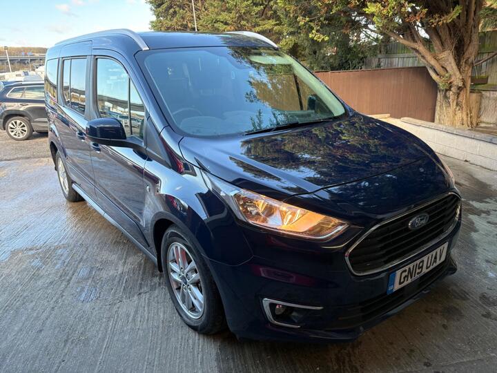 Ford Grand Tourneo Connect 1.5 EcoBlue Titanium Auto Euro 6 (s/s) 5dr