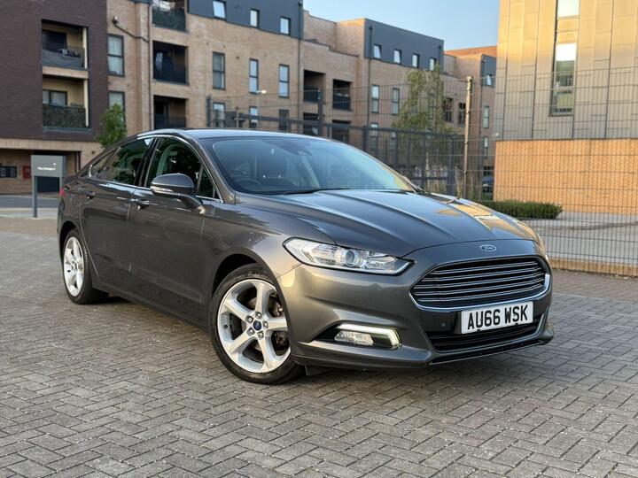 Ford Mondeo 2.0 TDCi Titanium Euro 6 (s/s) 5dr
