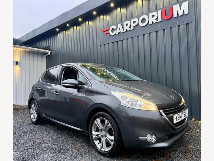 Peugeot 208 1.2 VTi Allure Euro 5 5dr