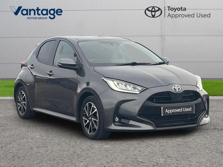 Toyota Yaris 1.5 VVT-h Design E-CVT Euro 6 (s/s) 5dr