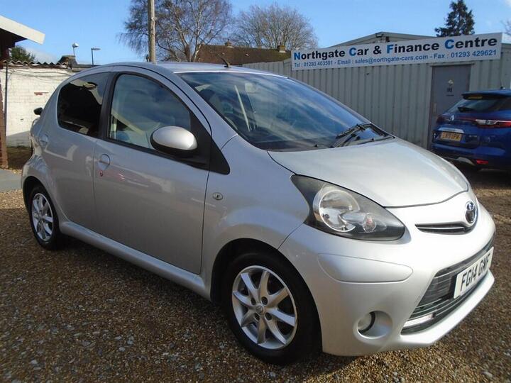 Toyota AYGO 1.0 VVT-i Mode Euro 5 5dr
