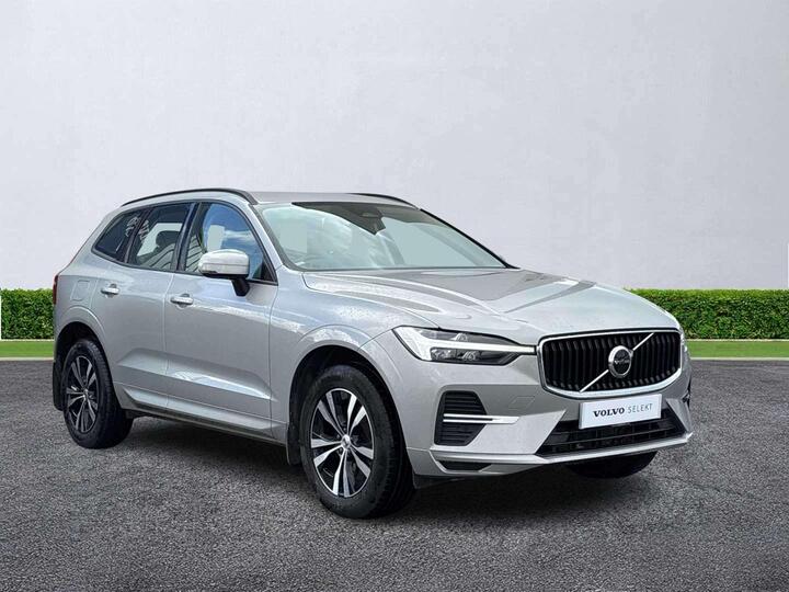 Volvo XC60 2.0 B5 MHEV Momentum Auto Euro 6 (s/s) 5dr