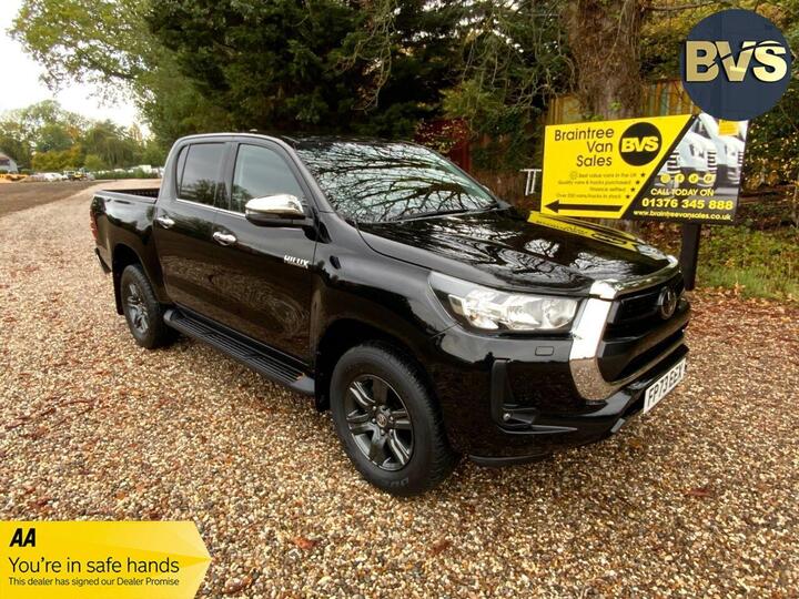 Toyota HI-LUX 2.4 D-4D Icon 4WD Euro 6 (s/s) 4dr Toyota HI-LUX 2.4 D-4D Icon 4WD Euro 6 (s/s) 4dr